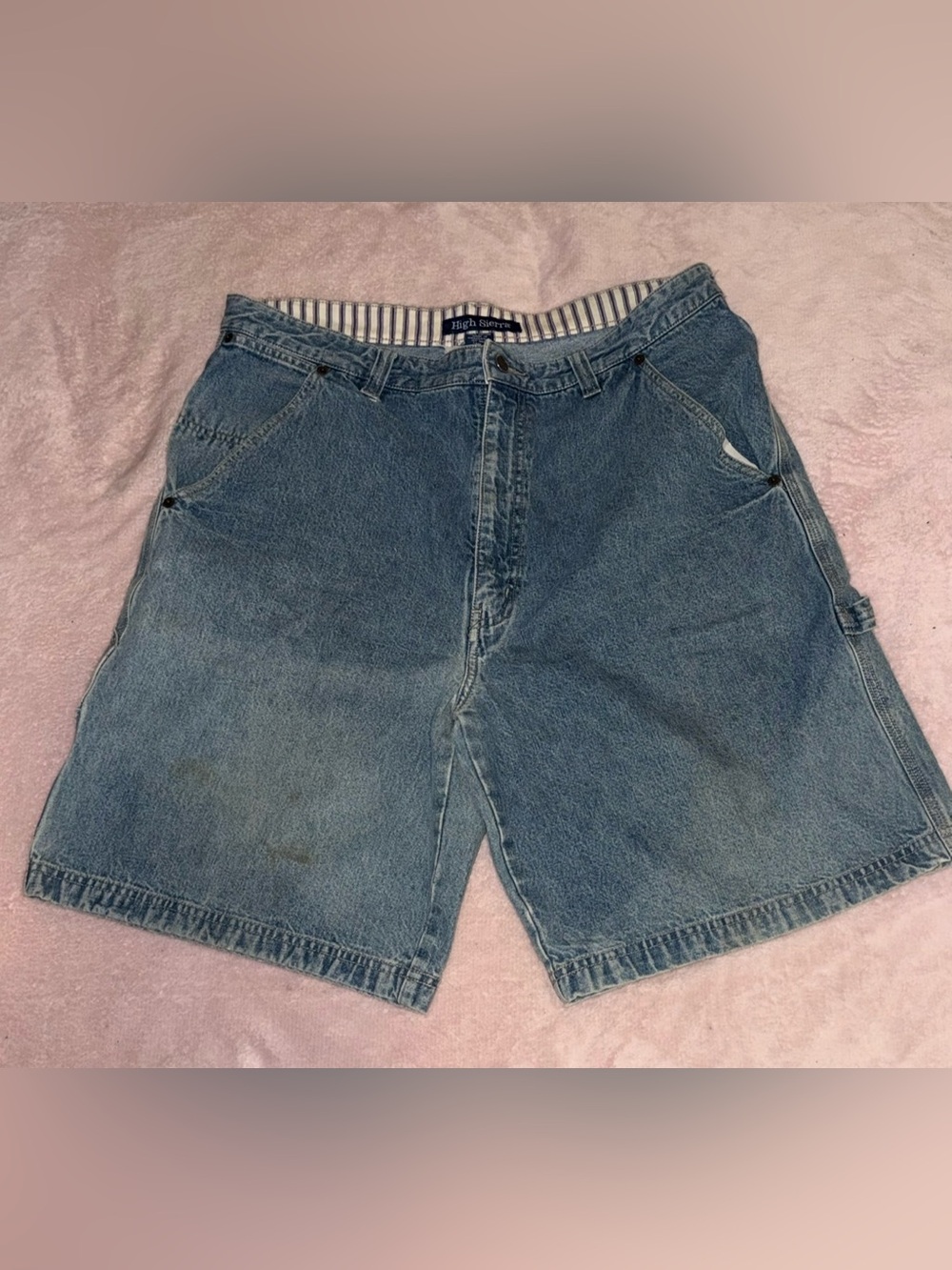 💙High Sierra Medium Wash Denim Shorts💙